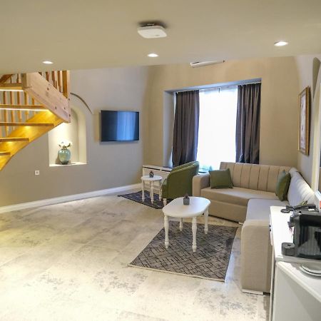 Palazzo Suit Karakoey Istanbul Bagian luar foto