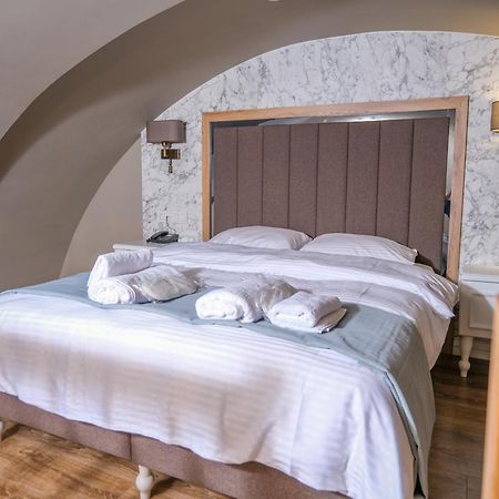 Palazzo Suit Karakoey Istanbul Bagian luar foto