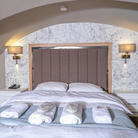 Palazzo Suit Karakoey Istanbul Bagian luar foto