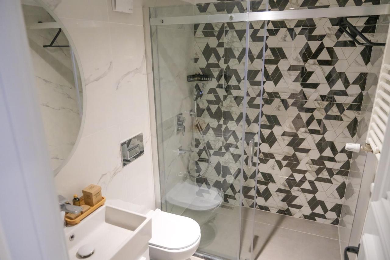 Palazzo Suit Karakoey Istanbul Bagian luar foto